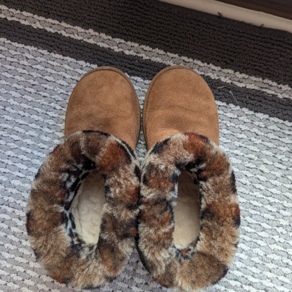 ugg leopard print ugg boots Sz 6 - Picture 2 of 7